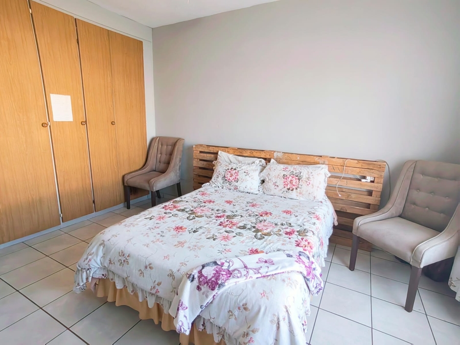 2 Bedroom Property for Sale in Potchefstroom North West